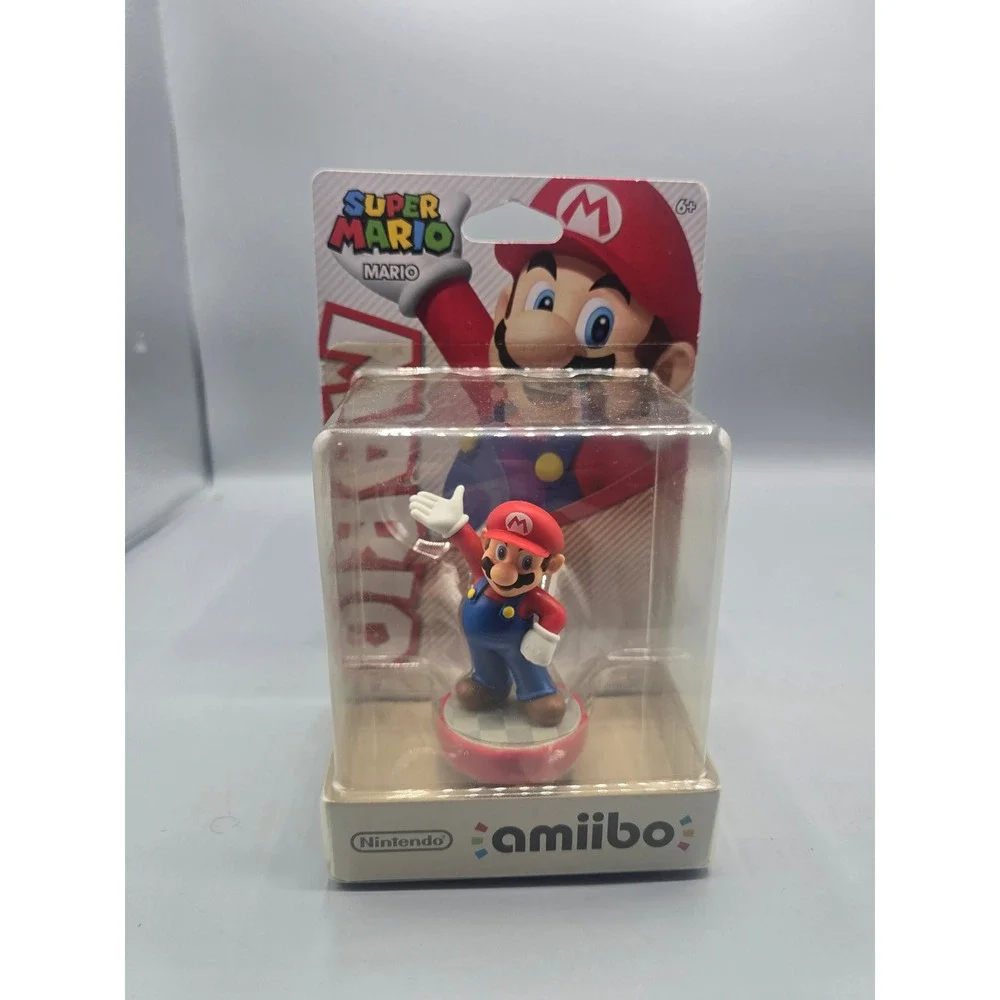 Mario Party 10 Nintendo Wii U Game with Mario Amiibo Bundle and Box